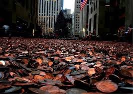 Het geld ligt op straat en de waarde van Nederland zit thuis of is met de verkeerde dingen bezig